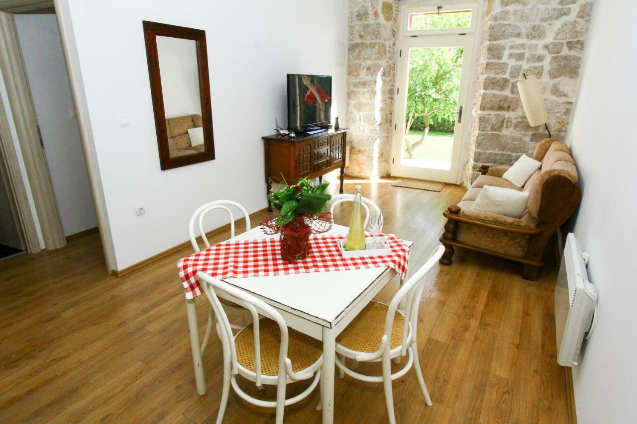 Old House Appartement Sveti Filip i Jakov Buitenkant foto